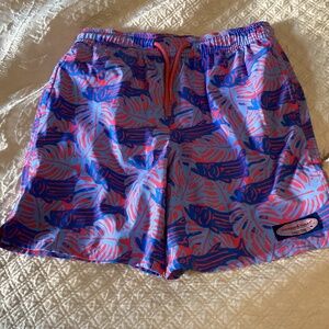 Vineyard vines boys size 12/14 reef and fish theme swimtrunk